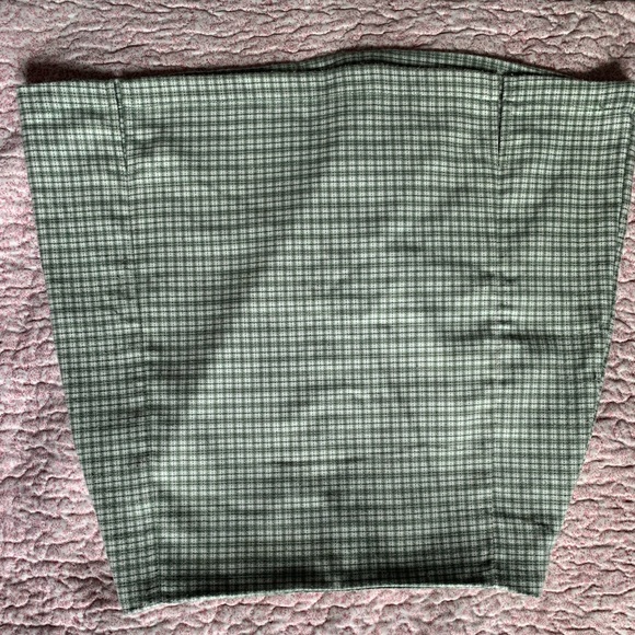 Brandy Melville skirt - Picture 2 of 4